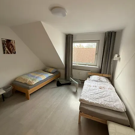 Monteurzimmer Schoelerpad 24h Self Check In Hostel *